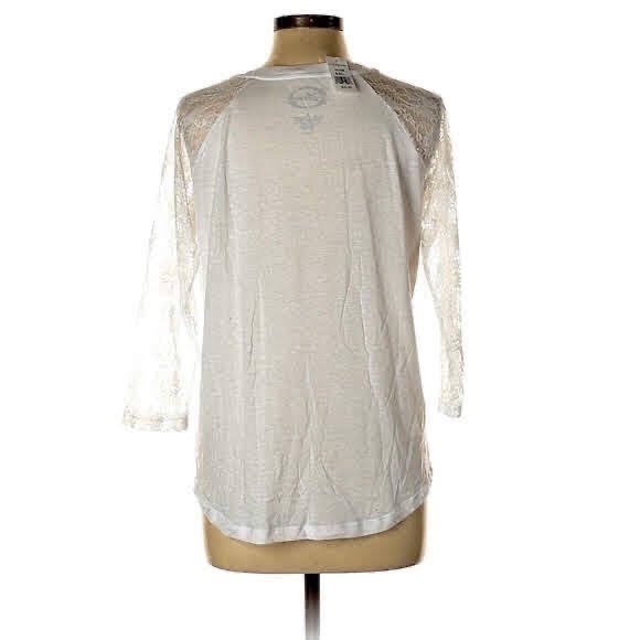 B2G1F! Disney | Minnie Lace Raglan Tee - Picture 4 of 7